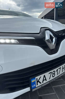 Хетчбек Renault Clio 2013 в 