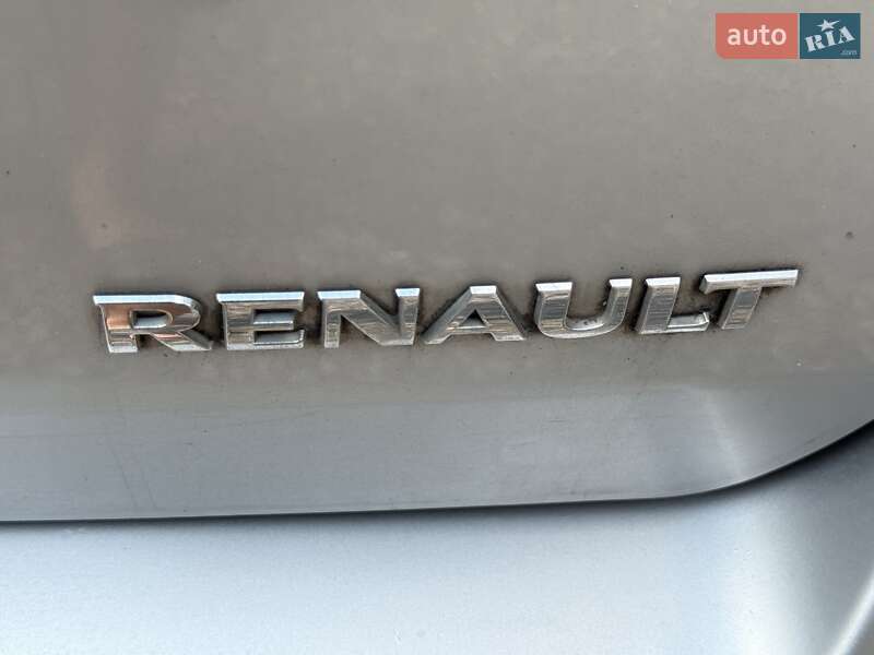Седан Renault Clio 2007 в Запоріжжі