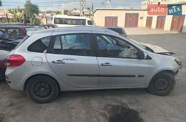 Универсал Renault Clio 2009 в 