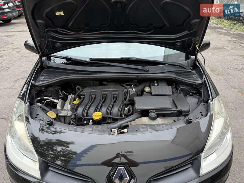 Хэтчбек Renault Clio 2007 в Полтаве