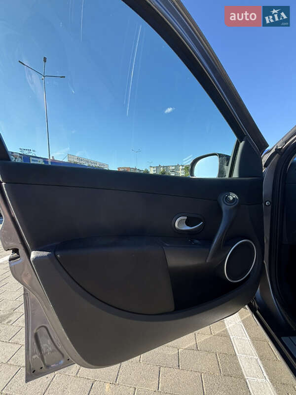 Хетчбек Renault Clio 2010 в Калуші
