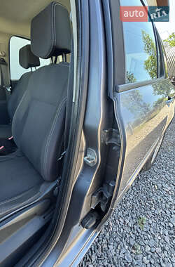 Хэтчбек Renault Clio 2010 в 