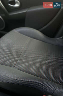 Универсал Renault Clio 2007 в 