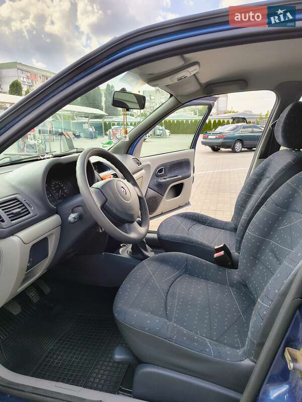 Хэтчбек Renault Clio 2003 в Черкассах фото 12 Хэтчбек Renault Clio 2003 в Черкассах