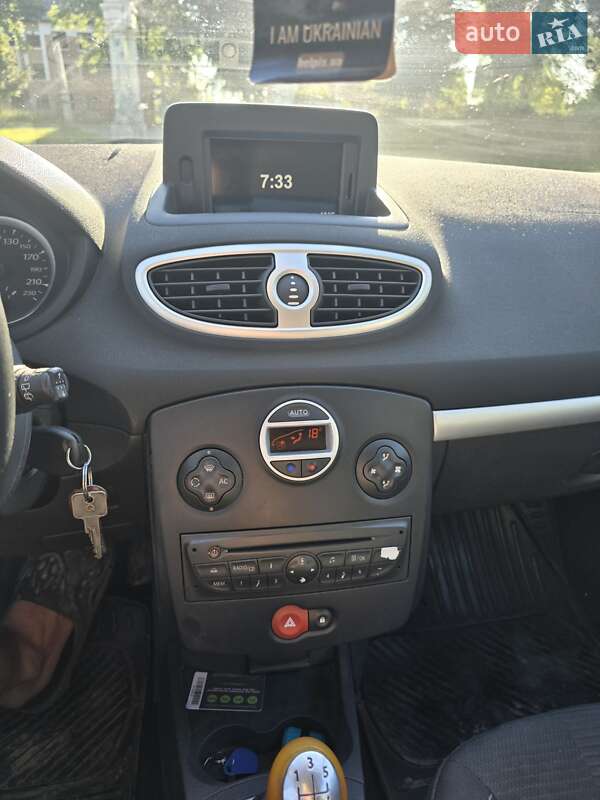 Універсал Renault Clio 2011 в Дрогобичі