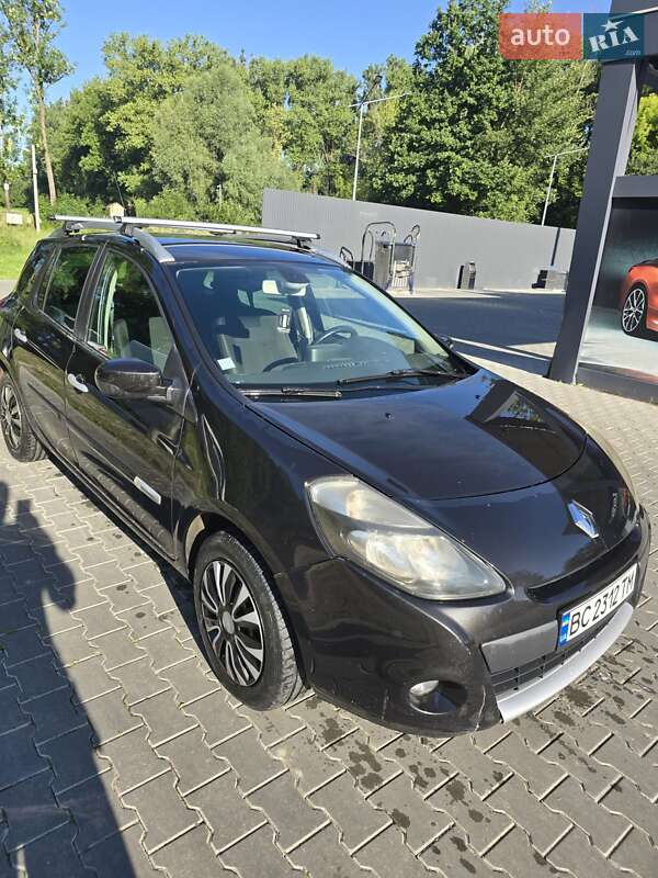 Універсал Renault Clio 2011 в Дрогобичі