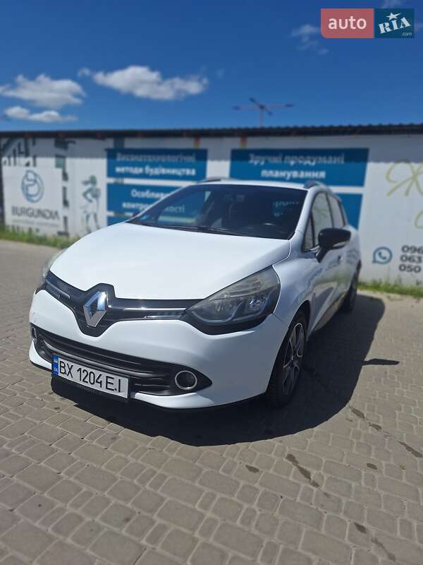 Универсал Renault Clio 2015 в Ирпене