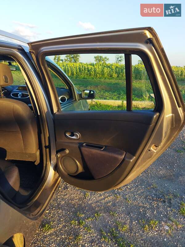 Универсал Renault Clio 2008 в Харькове