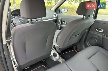 Хэтчбек Renault Clio 2007 в 