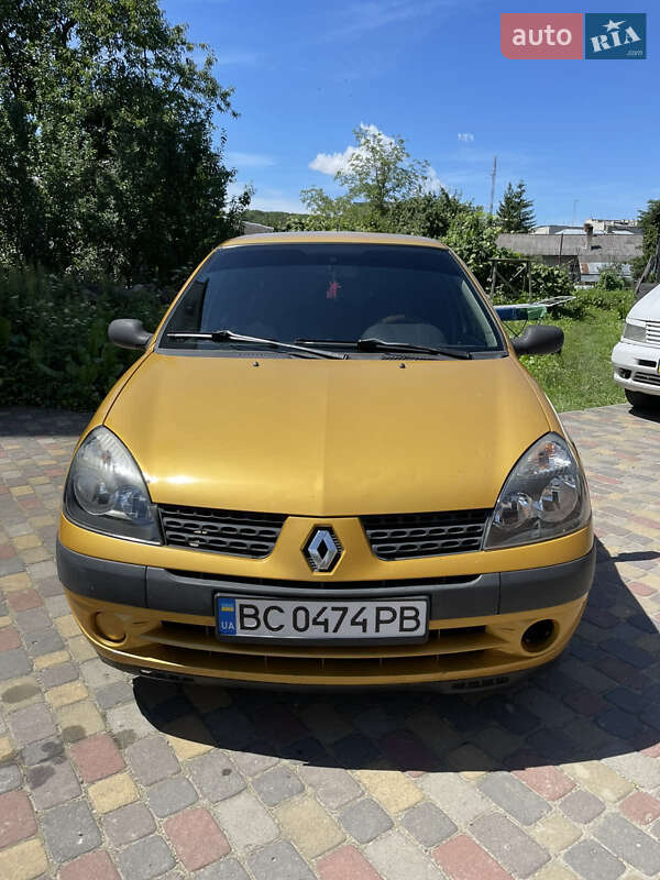 Renault Clio 2002
