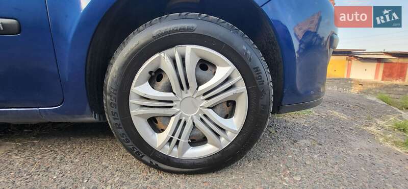 Хэтчбек Renault Clio 2006 в Николаеве фото 4 Хэтчбек Renault Clio 2006 в Николаеве