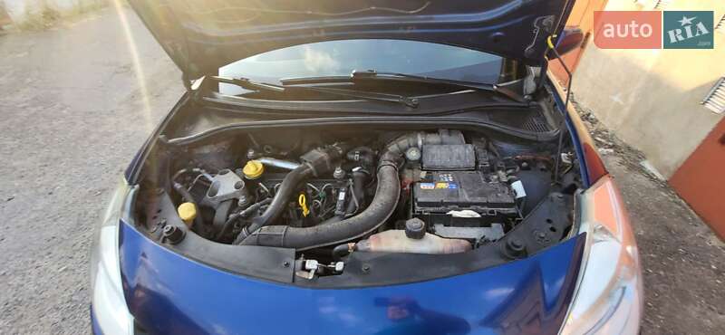 Хэтчбек Renault Clio 2006 в Николаеве фото 9 Хэтчбек Renault Clio 2006 в Николаеве