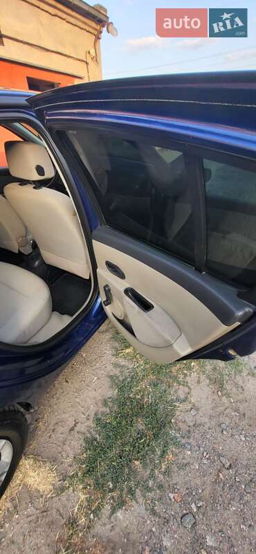 Хэтчбек Renault Clio 2006 в Николаеве фото 14 Хэтчбек Renault Clio 2006 в Николаеве