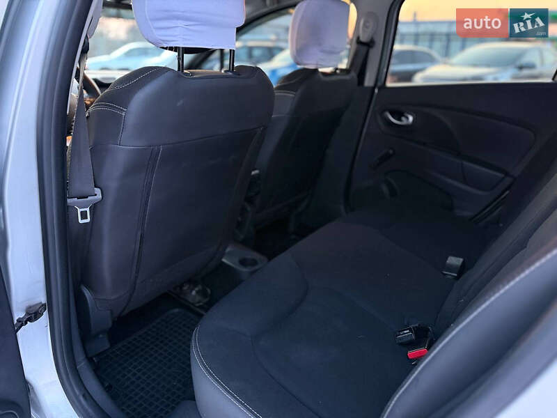 Универсал Renault Clio 2016 в Полтаве фото 10 Универсал Renault Clio 2016 в Полтаве