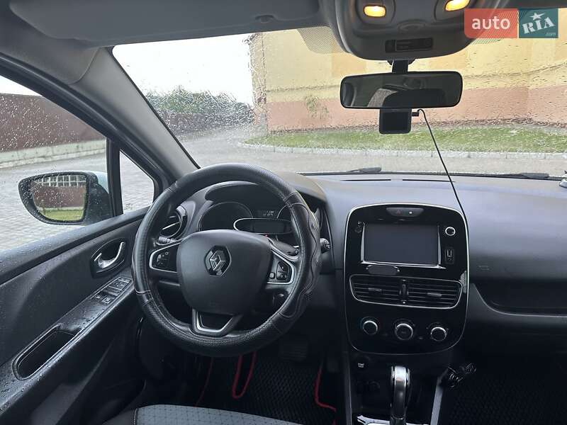 Хэтчбек Renault Clio 2016 в Львове