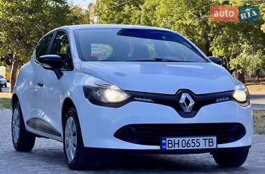 Хэтчбек Renault Clio 2014 в 