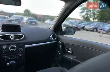 Универсал Renault Clio 2010 в 