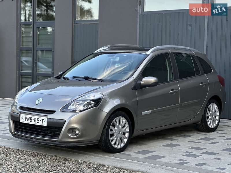 Универсал Renault Clio 2010 в Ивано-Франковске