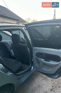 Седан Renault Clio 2007 в 