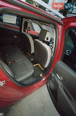 Универсал Renault Clio 2009 в 