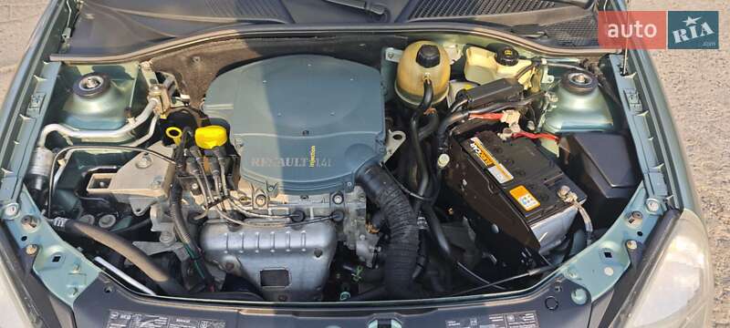 Седан Renault Clio 2005 в Кривом Роге фото 7 Седан Renault Clio 2005 в Кривом Роге