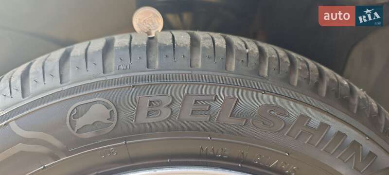 Седан Renault Clio 2005 в Кривом Роге фото 8 Седан Renault Clio 2005 в Кривом Роге