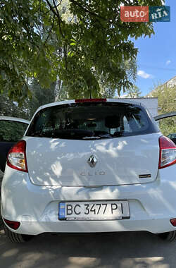 Хэтчбек Renault Clio 2013 в Киеве