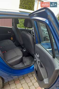 Универсал Renault Clio 2009 в 