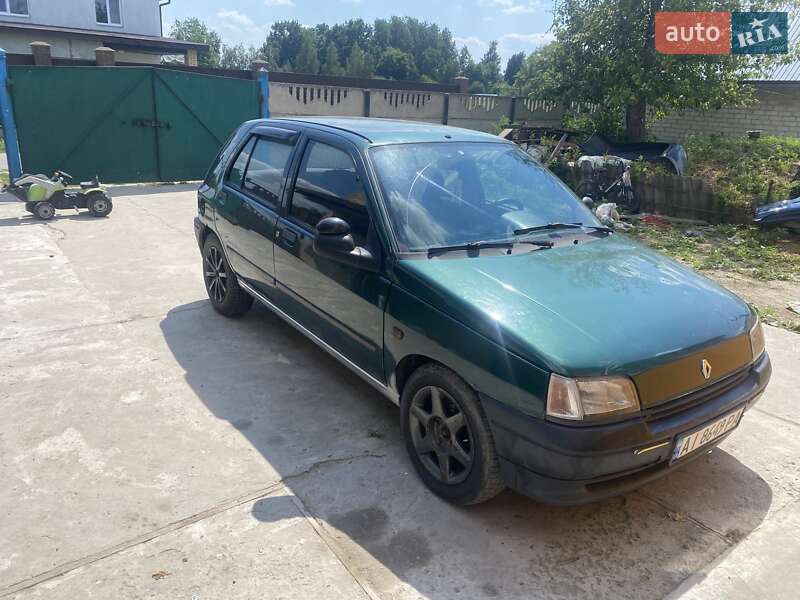 Хэтчбек Renault Clio 1995 в Киеве