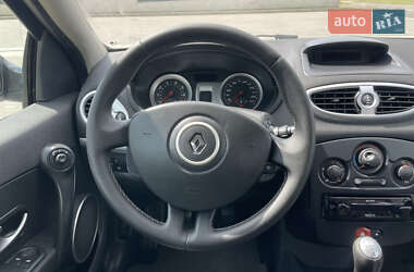Хэтчбек Renault Clio 2008 в 