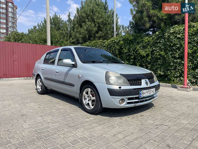 Renault Clio 2003