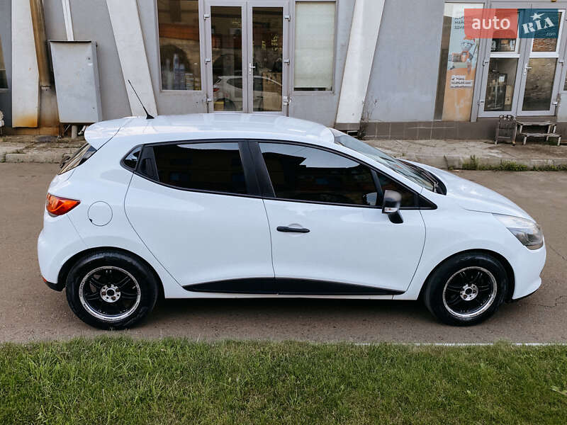 Хэтчбек Renault Clio 2013 в Ровно