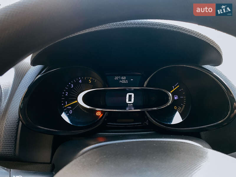 Хэтчбек Renault Clio 2013 в Ровно