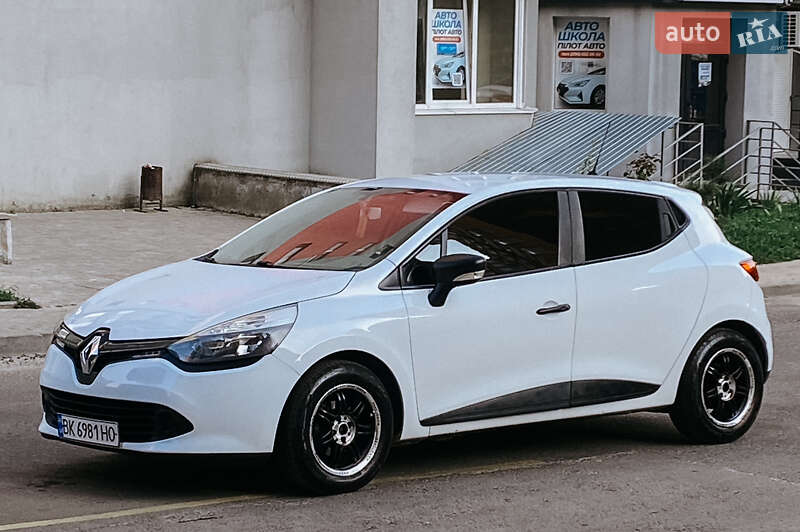 Хэтчбек Renault Clio 2013 в Ровно