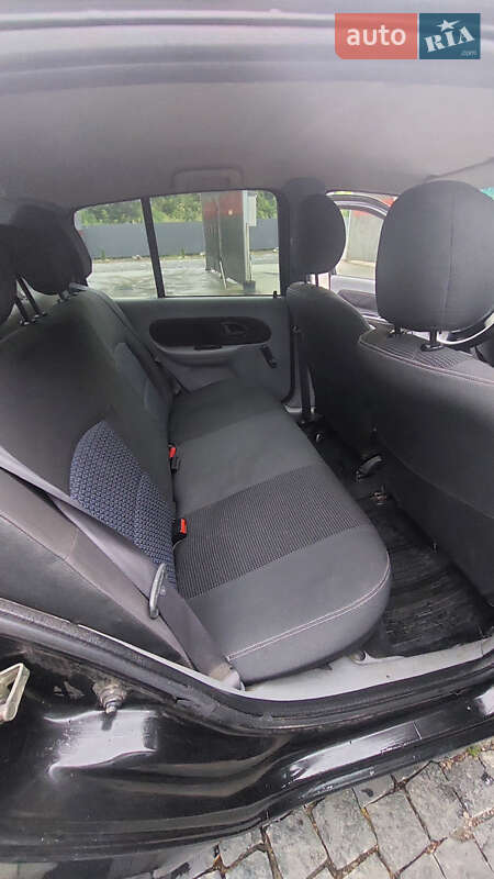 Хэтчбек Renault Clio 2003 в Киеве