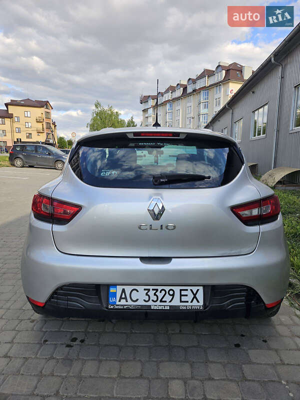 Хэтчбек Renault Clio 2012 в Луцке