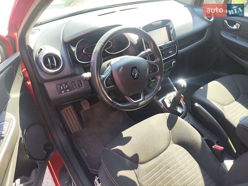 Универсал Renault Clio 2016 в Запорожье