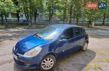 Хэтчбек Renault Clio 2008 в 