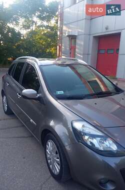 Универсал Renault Clio 2011 в 