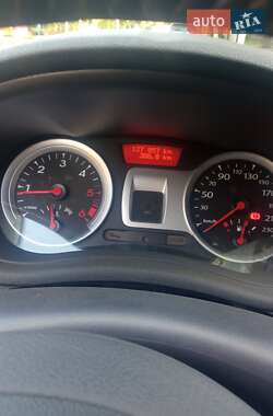 Универсал Renault Clio 2011 в 