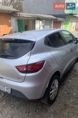 Хэтчбек Renault Clio 2015 в 
