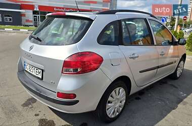 Универсал Renault Clio 2011 в 