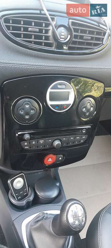 Универсал Renault Clio 2012 в Киеве