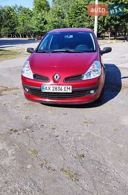 Хэтчбек Renault Clio 2007 в 