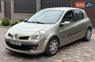 Хэтчбек Renault Clio 2007 в Шепетовке