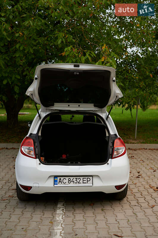 Хэтчбек Renault Clio 2013 в Луцке