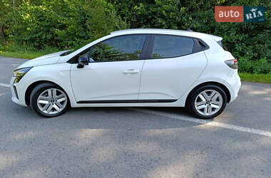 Хэтчбек Renault Clio 2023 в 