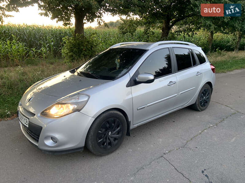 Универсал Renault Clio 2012 в Ровно