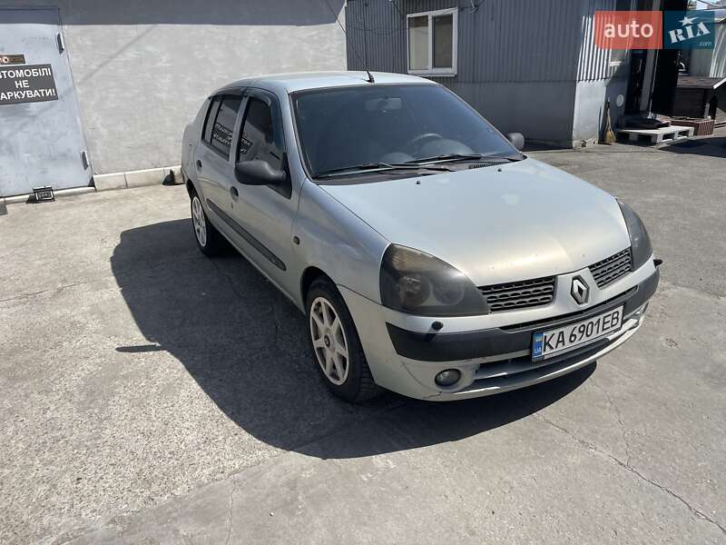 Хэтчбек Renault Clio 2003 в Киеве