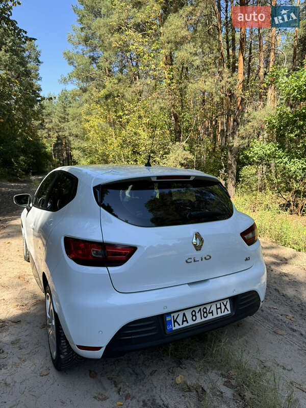 Хэтчбек Renault Clio 2016 в Кобеляках